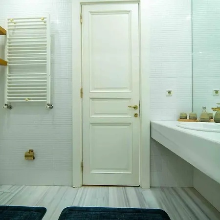 Modern Flat In The The Galata *